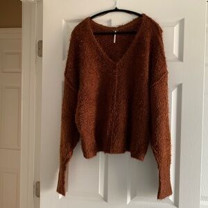 FREE PEOPLE Oversized Sweater in Rust Size Medium
